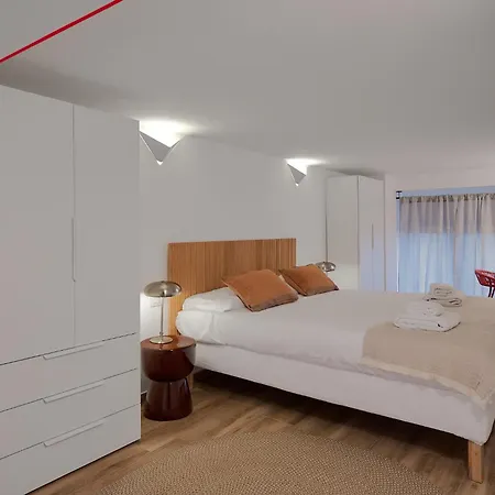 Mac Mahon Living - * Milan