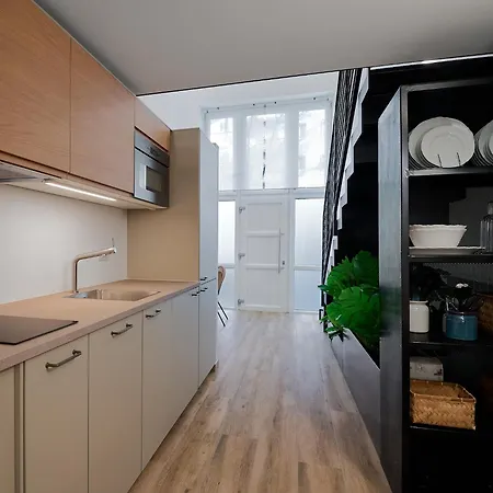 Apartment Mac Mahon Living - *