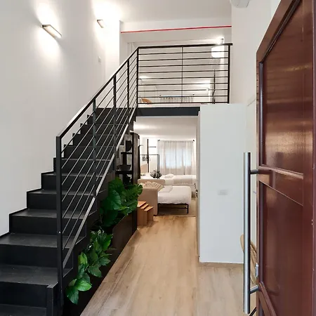 Mac Mahon Living - * Milan