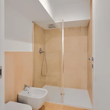 Mac Mahon Living - * Milan