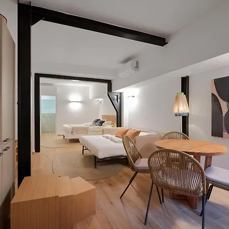 Mac Mahon Living - * Milan
