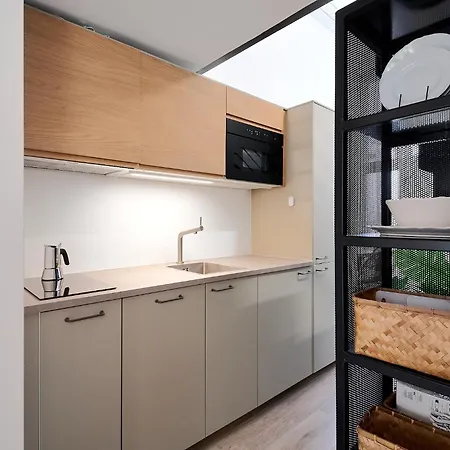 Mac Mahon Living - *